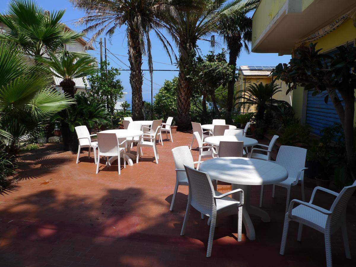 Hotel Alexander Santa Domenica  Exterior foto